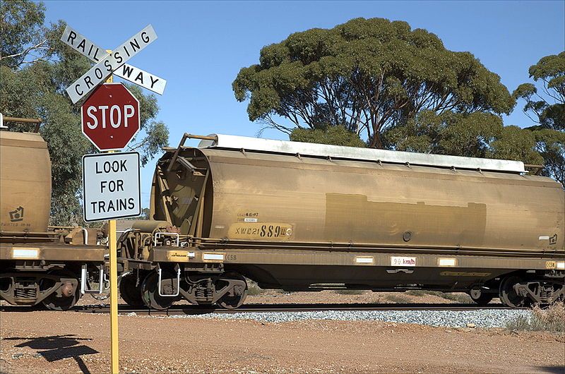 File:Railway crossing Wyening.jpg