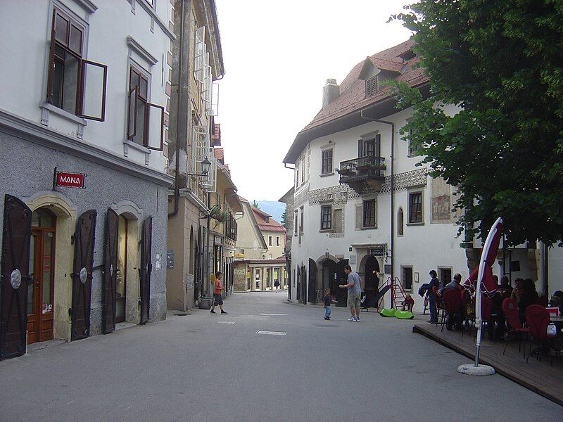 File:SL street 2.JPG