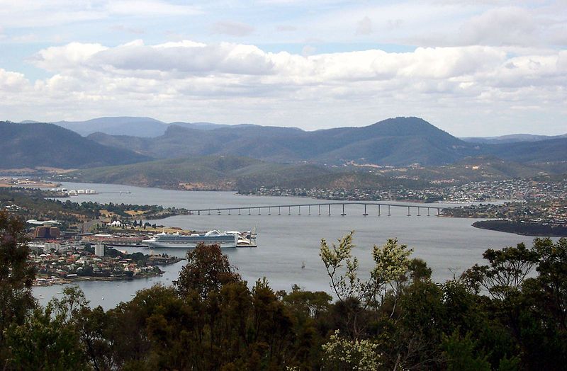 File:Tasman Bridge.jpg