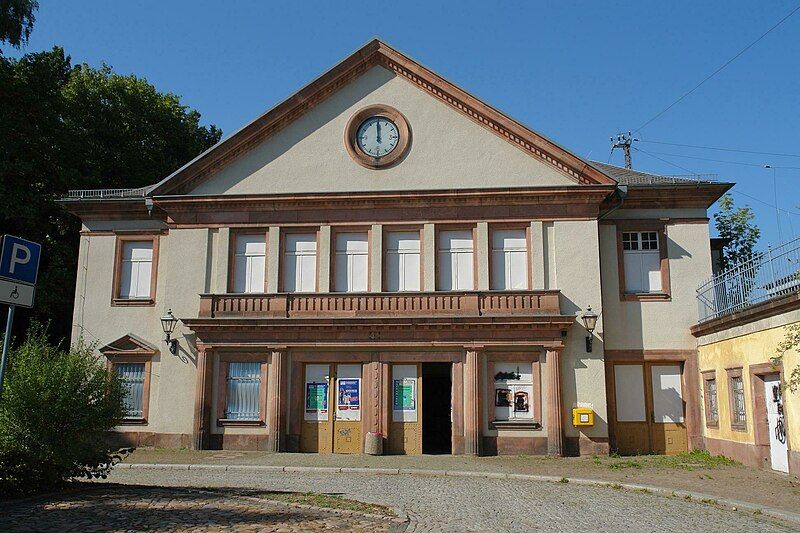 File:Waldheim-Bahnhof.jpg