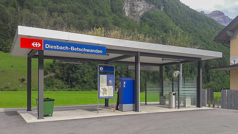 File:Diesbach-Betschwanden railway station.jpg