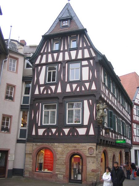 File:Haus Fleck Bensheim.jpg