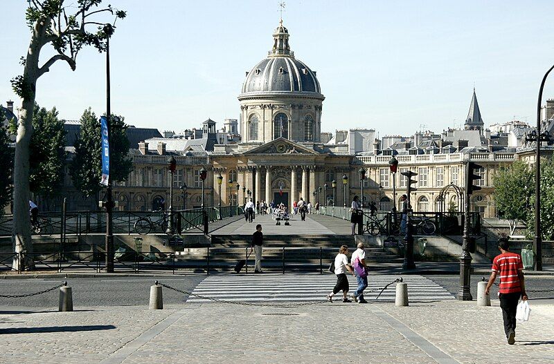 File:Institut-de-france-pont-des-arts.jpg