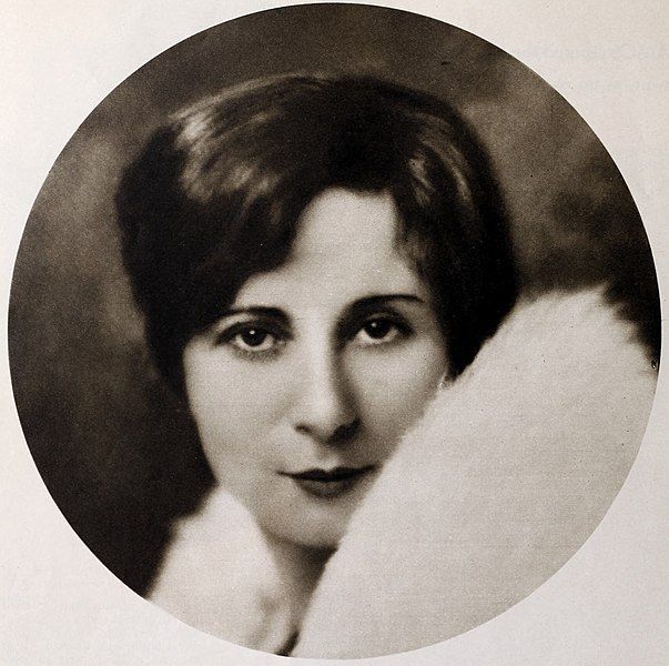 File:Muriel Pollock 1932.jpg