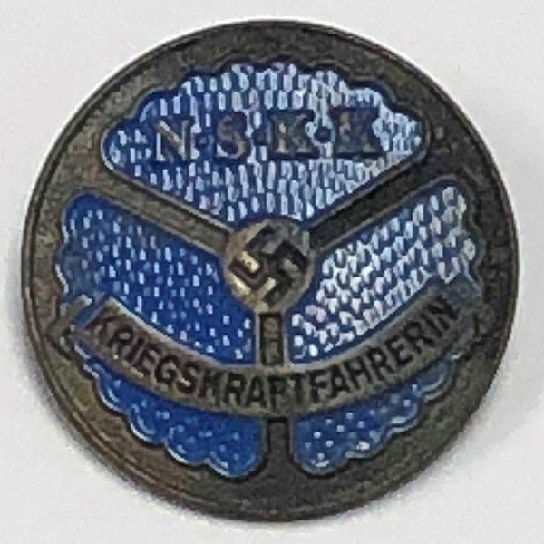 File:NSKK Kriegskraftfahrerin Badge.jpg