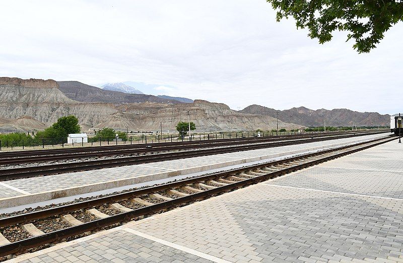 File:Ordubad railway station.jpg