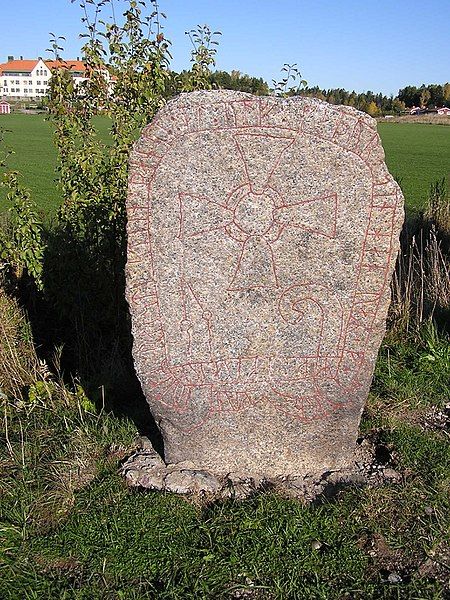 File:Sö108 Gredby Etuna.JPG