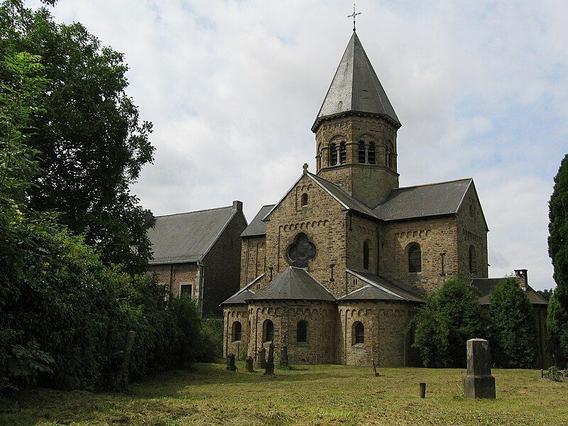 File:Saint-Séverin, Prieuré (église).JPG