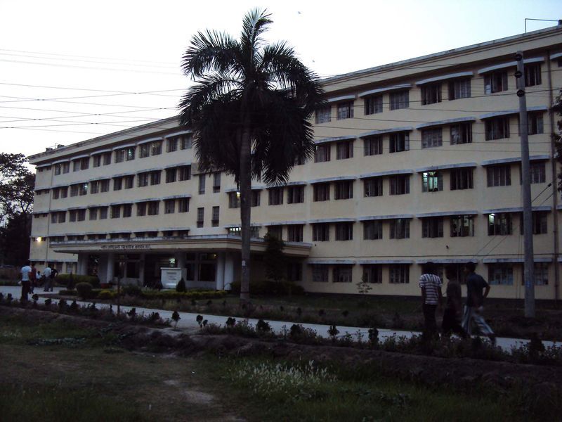 File:Shahid Zia Hall.jpg