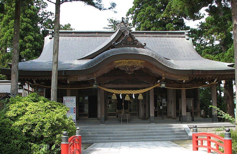 File:Takase Shrine haiden.jpeg