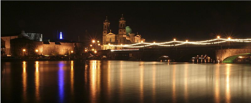 File:Athlone castle.jpg