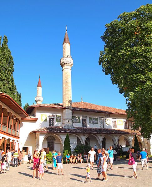 File:Bakhchisarai - mosque.jpg