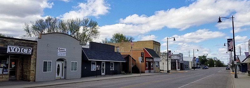 File:Brooten Minnesota businesses.jpg