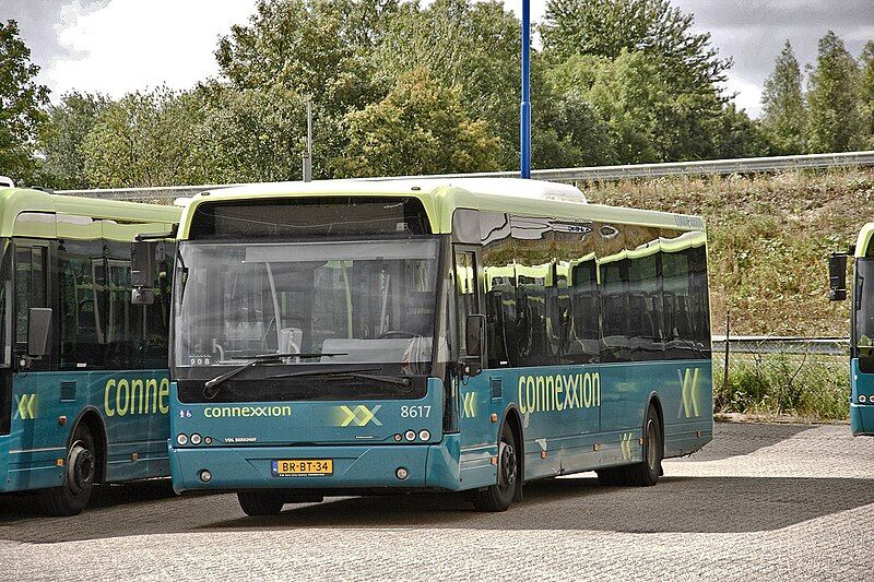 File:Connexxion 8617 Zoetermeer.jpg