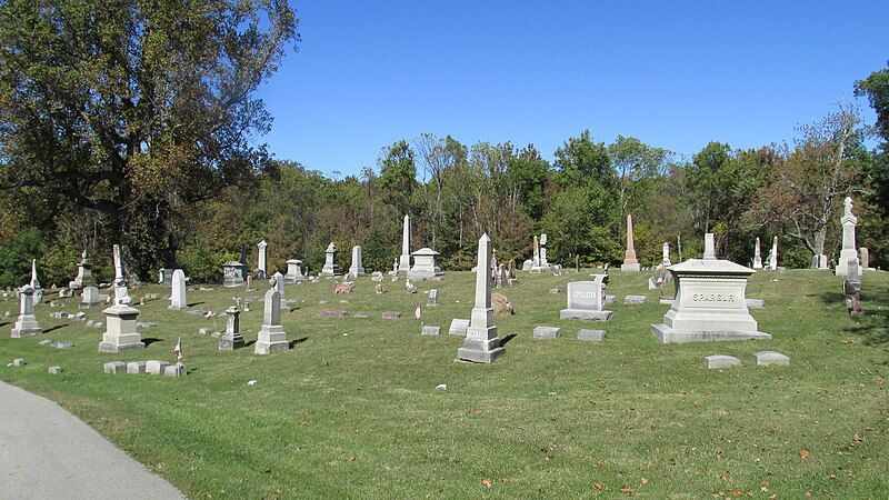 File:HillsboroCemetery14.JPG