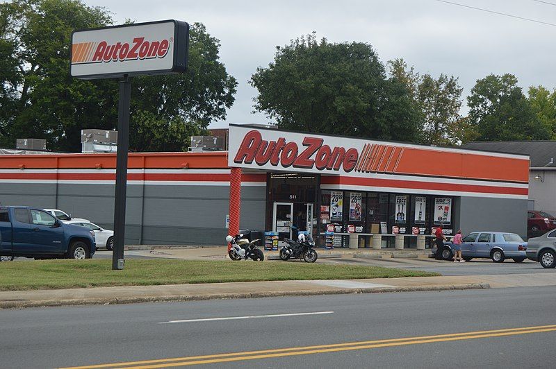 File:Lexington AutoZone.jpg