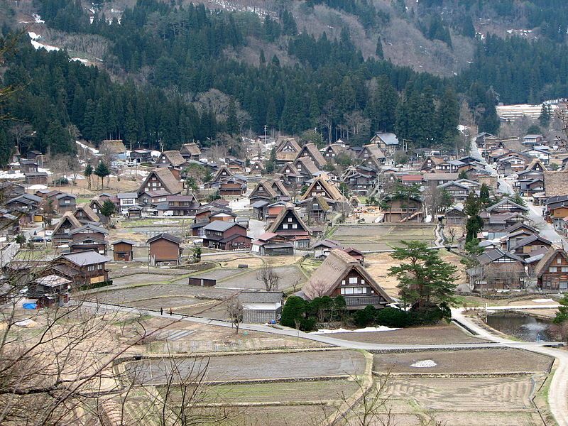 File:Ogimachi Village-02.jpg