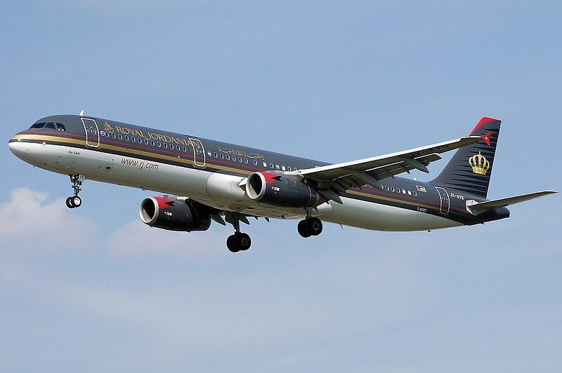 File:Royal.jordanian.a321-200.jy-ayg.arp.jpg