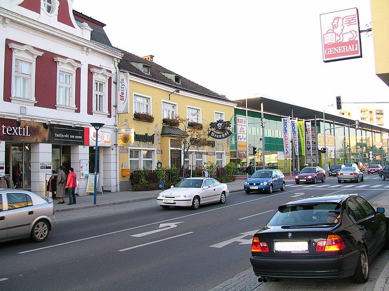 File:Wieselburg Innenstadt.jpg