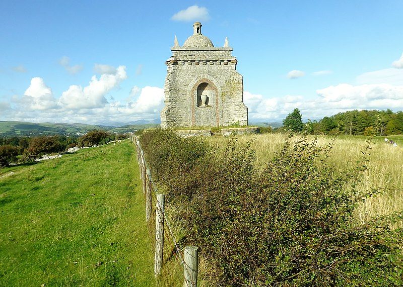 File:Bardsea Monument.jpg