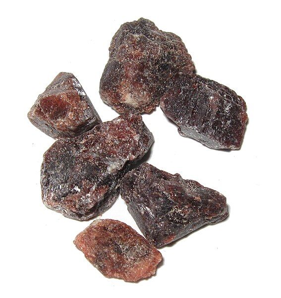 File:Black Salt (crystals).jpg