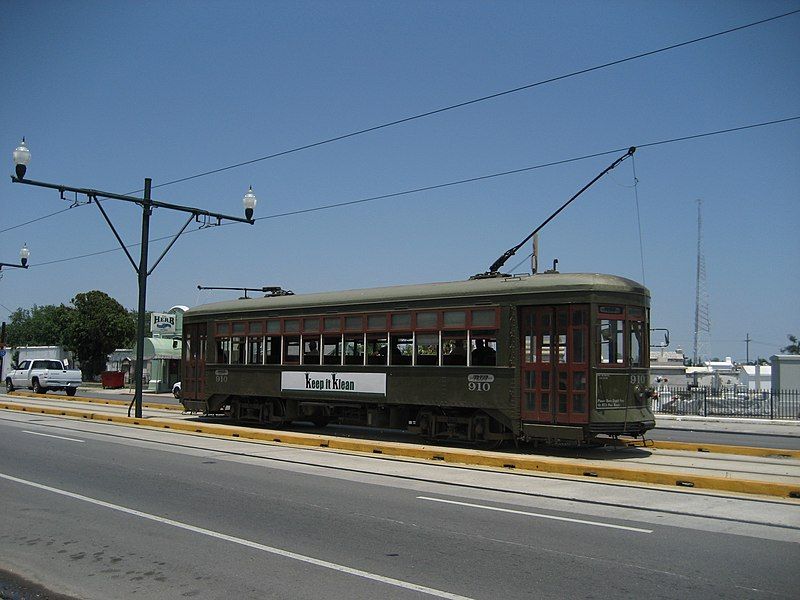 File:CanalCemsKeepItCleanTram.jpg