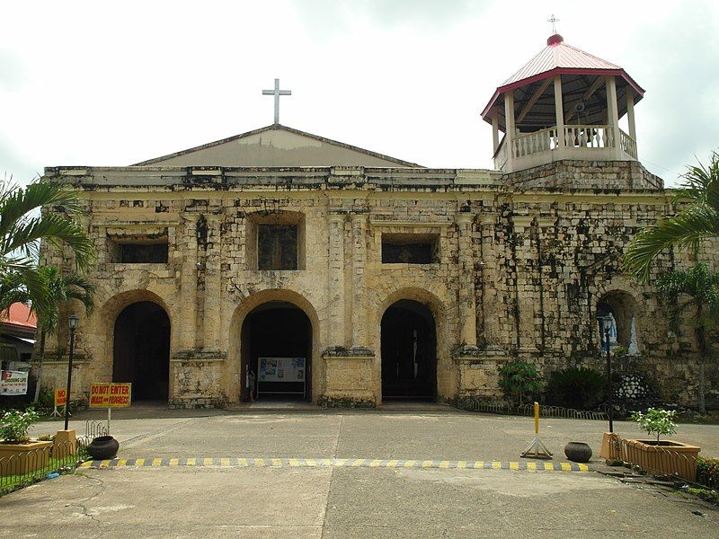 File:Dao Church, Capiz.jpg