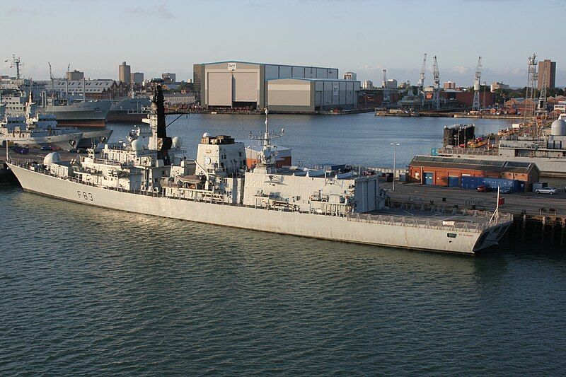 File:HMS St Albans-02.JPG