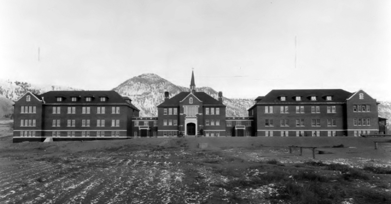 File:Kamloops-indian-residential-school-1930.png