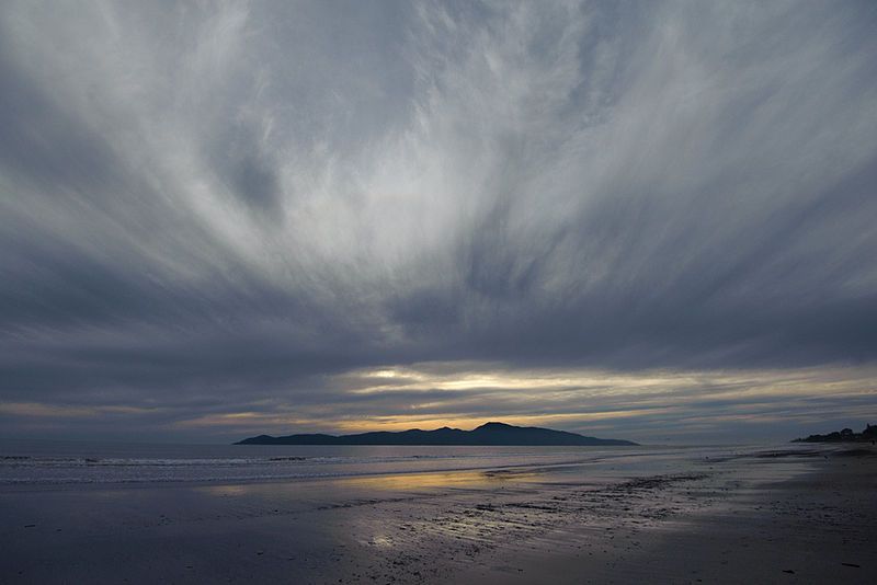 File:Kapiti Island clouds.jpg