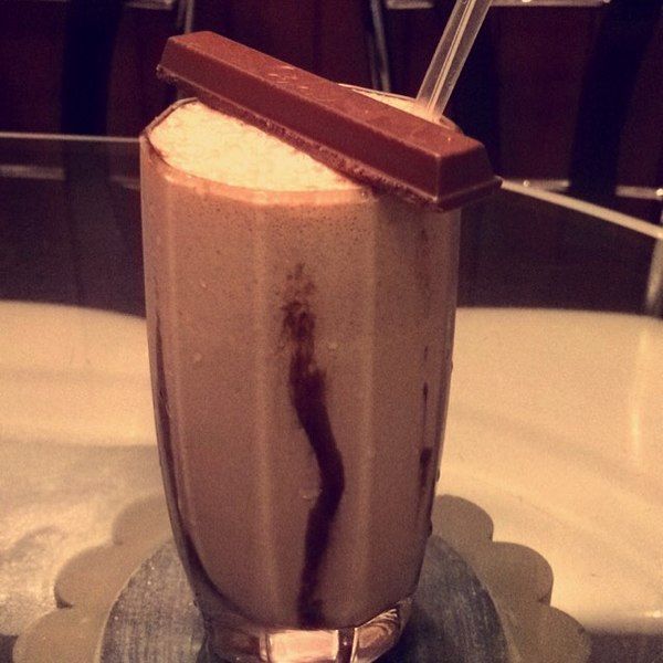 File:Kit kat milkshake.JPG