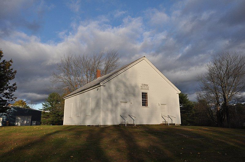 File:LewistonME CloughMeetingHouse.jpg