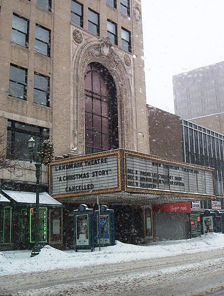 File:LoewsStateTheatre 16december2007.jpg