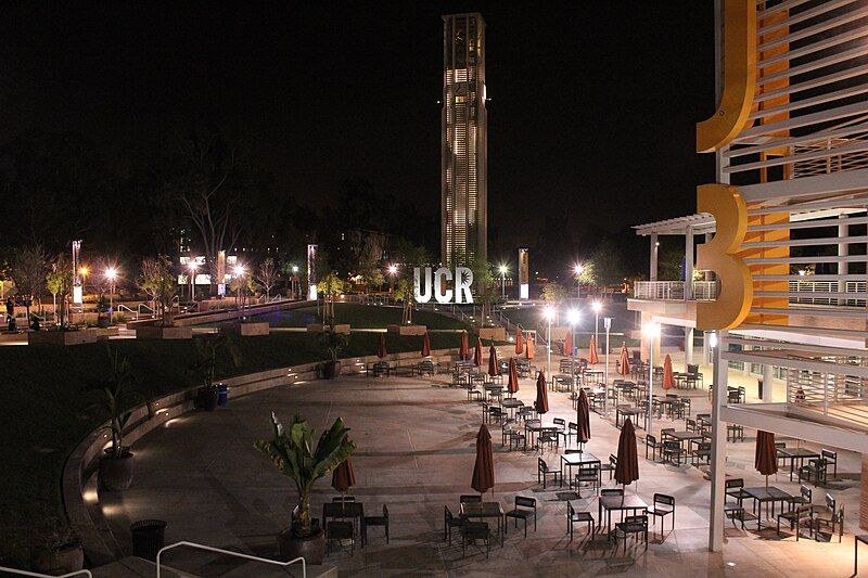 File:UCR Belltower night.JPG