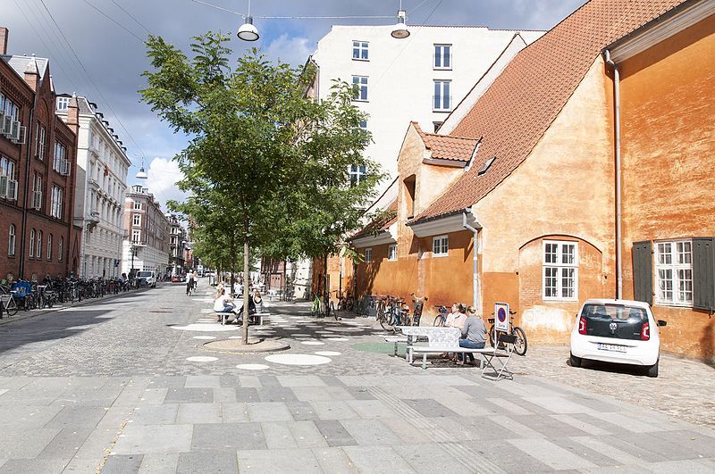 File:Vester Voldgade CPH.jpg