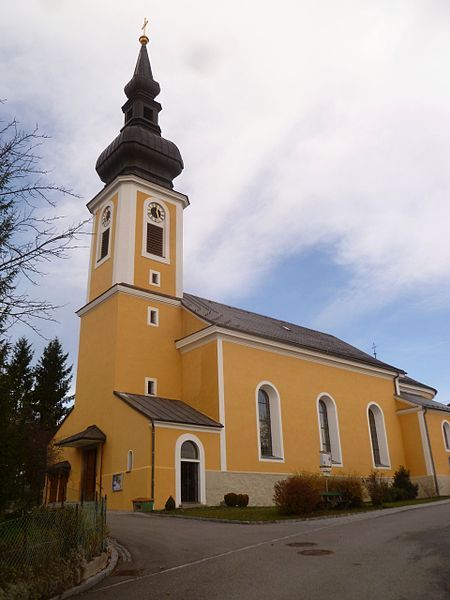 File:Altschwendt (Pfarrkirche-1).jpg