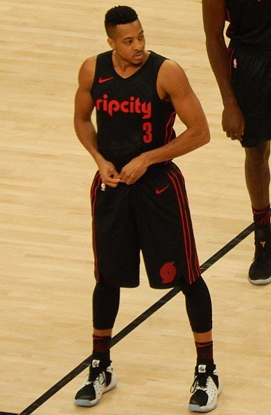 File:C.J. McCollum (cropped).jpg