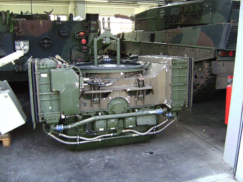 File:Engine Leopard 1.jpg