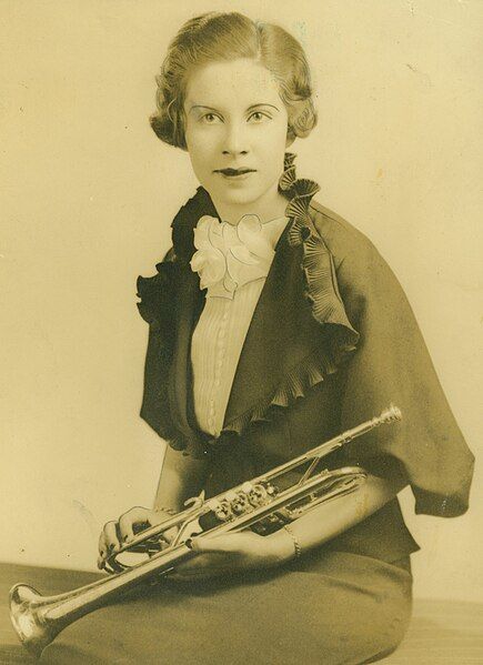 File:Frances klein 20s.jpg