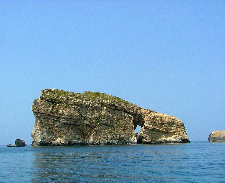 File:Fungus rock.JPG