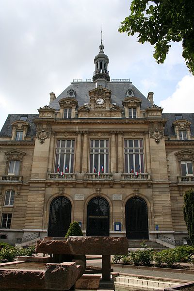 File:Kremlin-bicetre-france-mairie-03.jpg