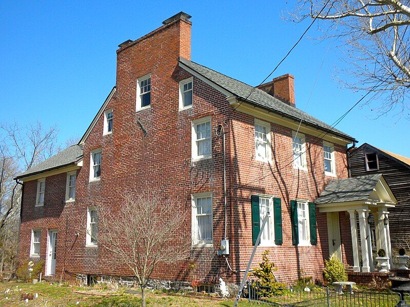 File:Mauricetown chimneys.JPG