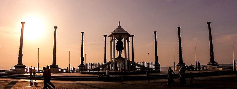 File:Pondicherry GandhiStatue.jpg