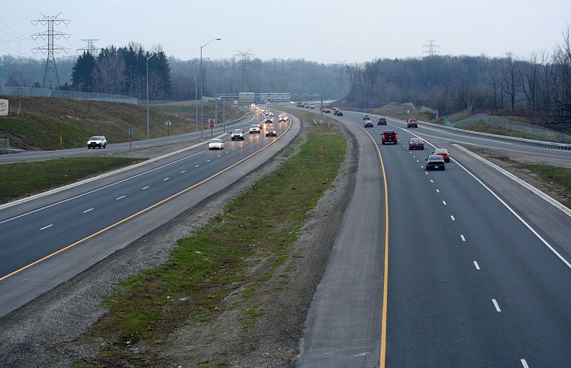 File:RedHillValleyParkway.jpg