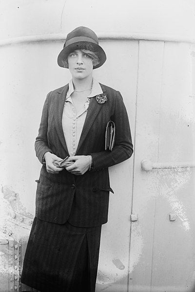 File:Rosamond Pinchot.jpg