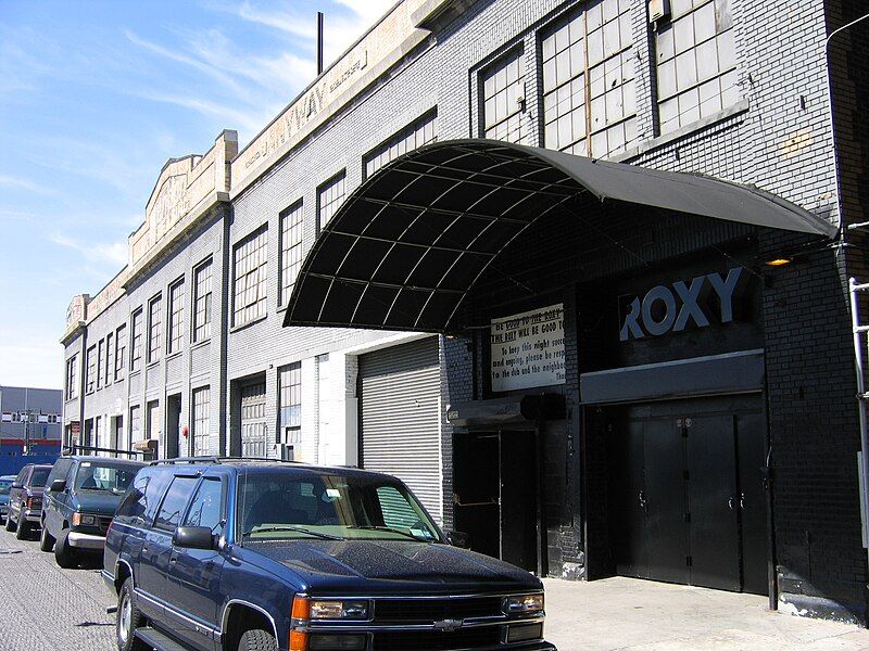 File:Roxynycext.jpg