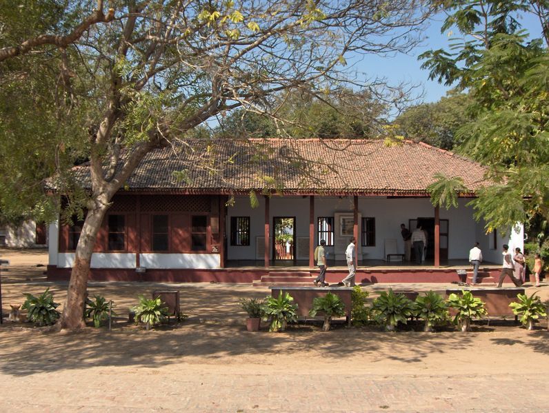 File:Sabarmati-Ashram-8.jpg