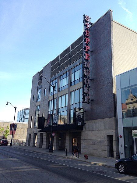 File:Steppenwolf theater Chicago.jpg