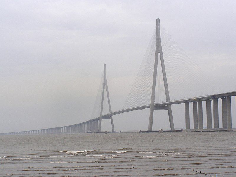 File:Sutong Bridge.jpg