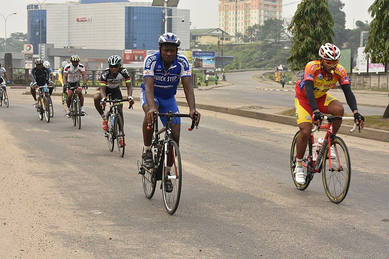 File:Tournoi de cyclisme.jpg